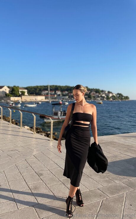 Lensadriana OnlyFans explizite Inhalte