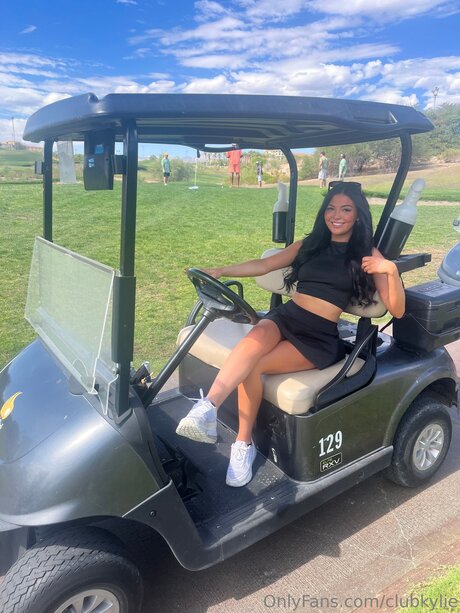 Clubkylie OnlyFans Fotos
