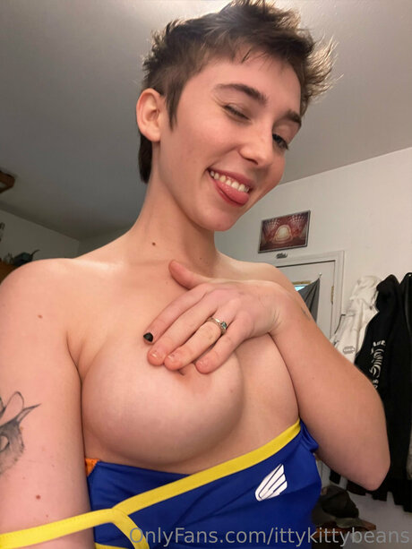 Ittykittybeans Sextape OnlyFans Nacktbilder