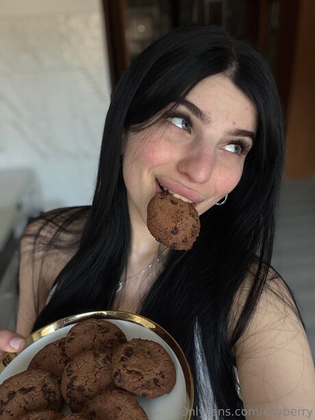 Ellyberry OnlyFans XXX