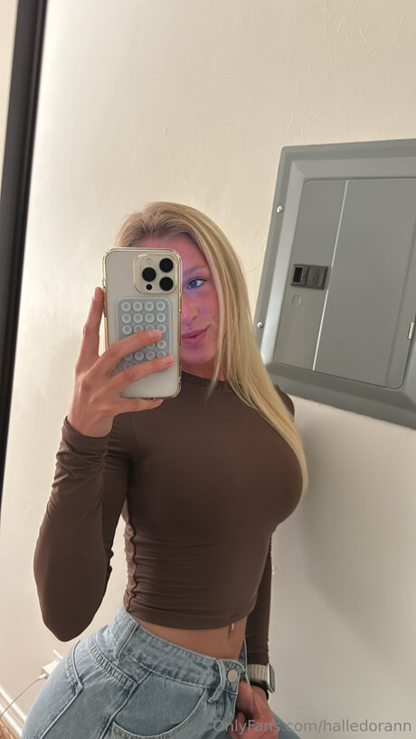 Halledorann OnlyFans Leak