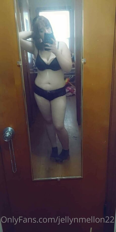 Jellynmellon22 OnlyFans
