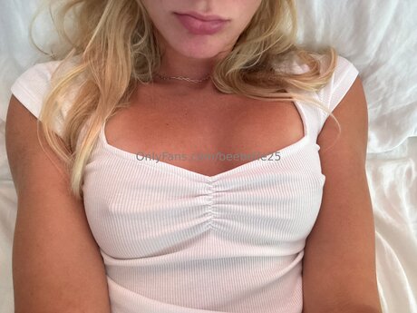 Beebelle25 Leaked OnlyFans Sex