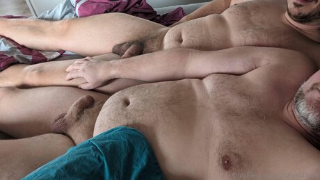 2bears1love OnlyFans geleakt.