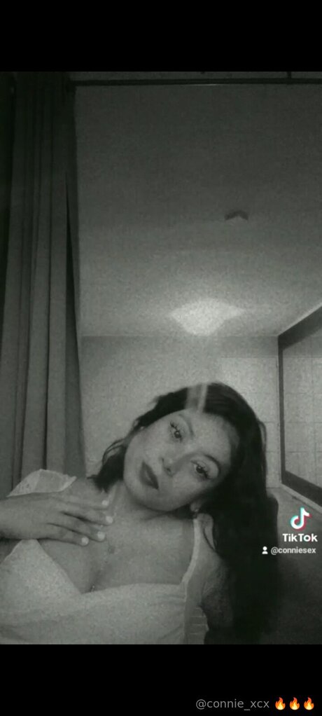 Connie Xcx Nackt