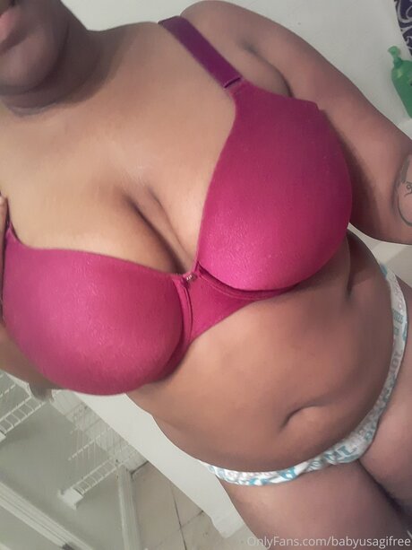 Baby Romantica Free Sex auf OnlyFans