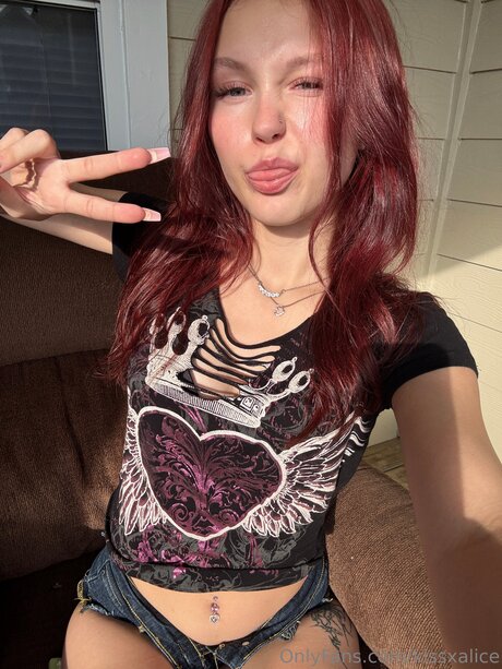 Kissxalice OnlyFans X