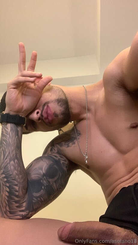 Asolano18 OnlyFans Leak