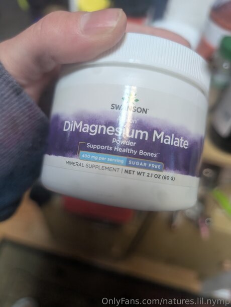 Natures Lil Nymp Nacktbilder von OnlyFans