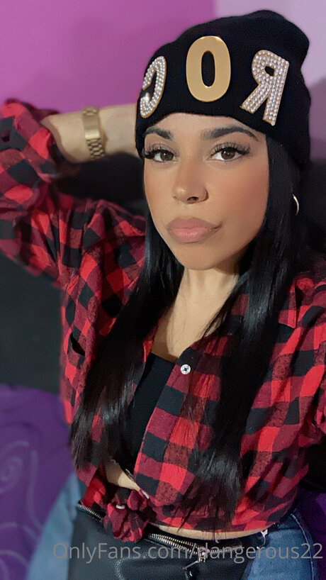Dangerous22 Sexy OnlyFans