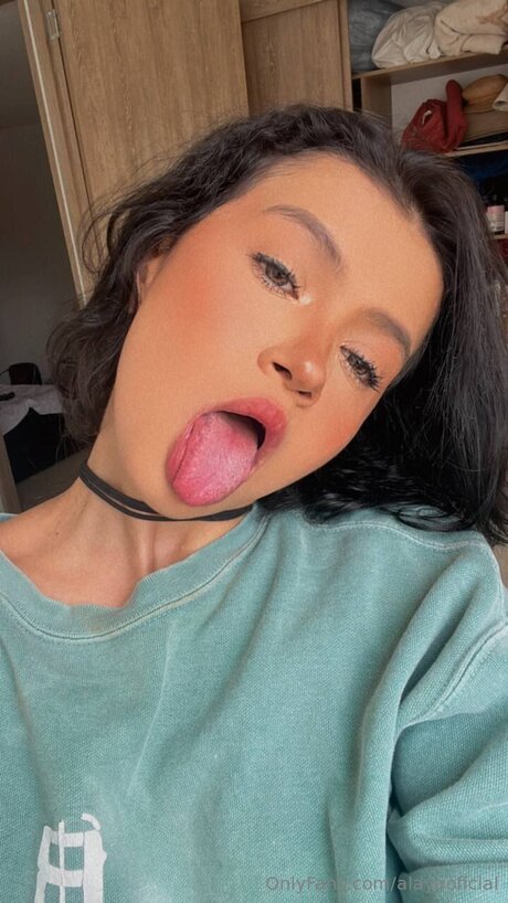 Alayaoficial XXX OnlyFans