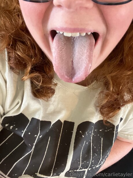 Carlietayler OnlyFans Pornografie