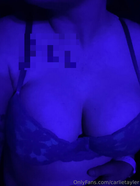 Carlietayler OnlyFans Arsch Leak