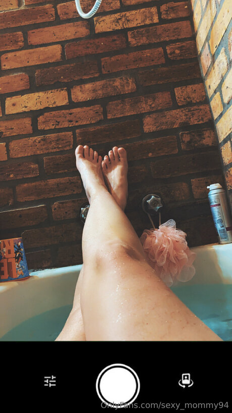 Sexy Mommy94 OnlyFans Striptease