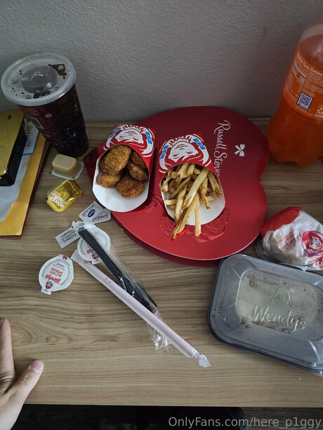 Here P1ggy Nackt auf OnlyFans