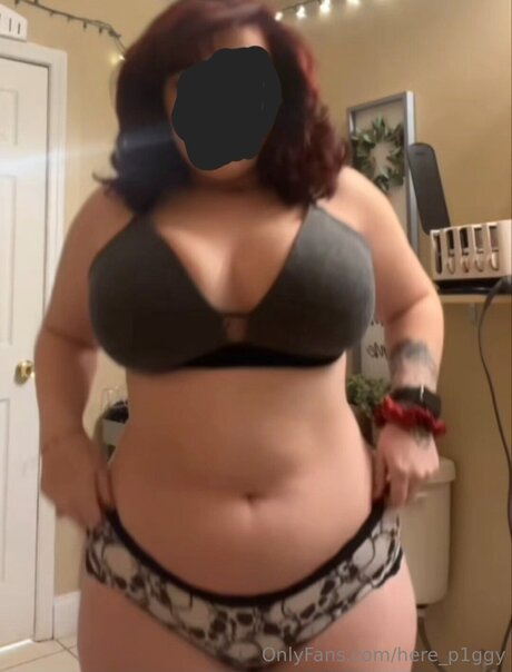 Here P1ggy Nacktbilder OnlyFans geleakt