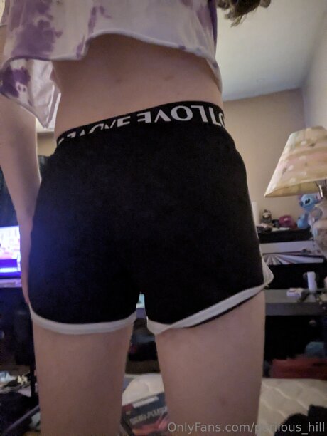 Perilous Hill OnlyFans Nacktbilder