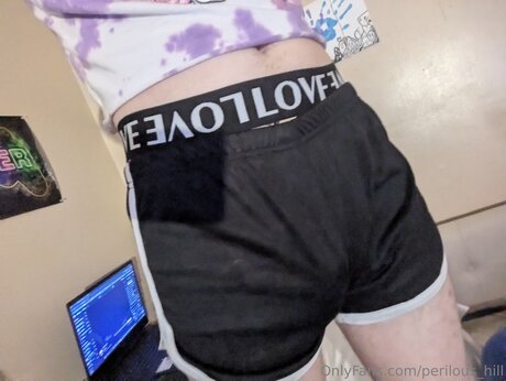 Perilous Hill OnlyFans Bilder