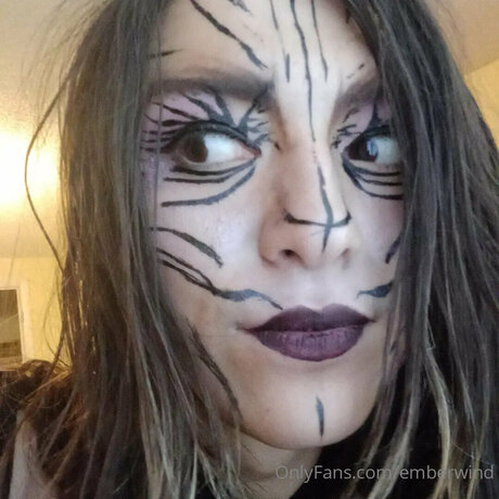 Emberwind OnlyFans Bilder