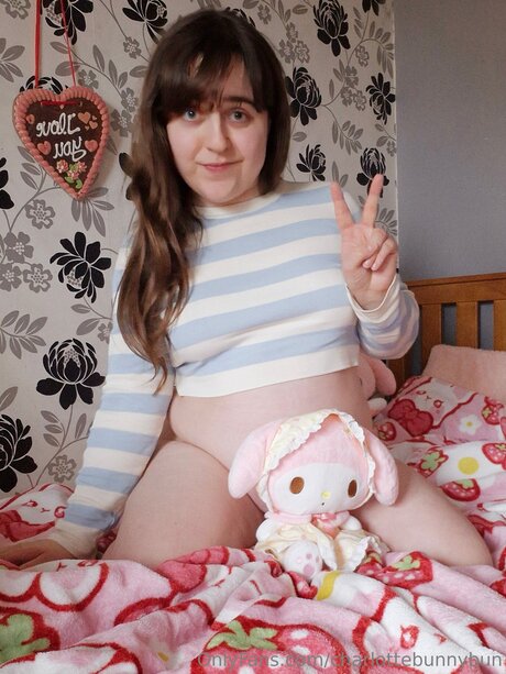 Charlottebunnybun OnlyFans Leak