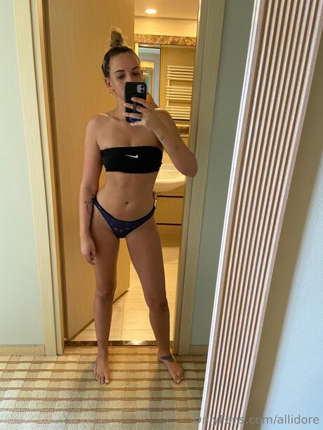 Allidore OnlyFans-Seite