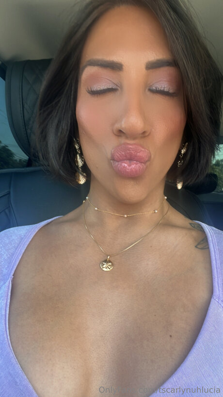 Tscarlynuhlucia Nackt auf OnlyFans Leaks