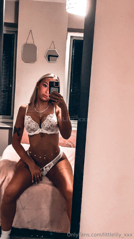 Littlelily Xxx OnlyFans Nacktbilder geleakt