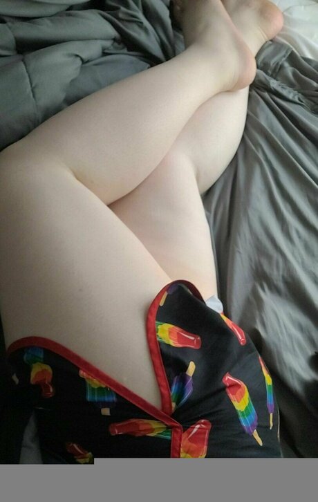 Aloxxfox OnlyFans Striptease