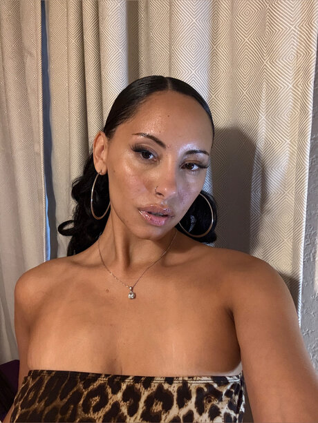 Bustynikki OnlyFans Leaked Gratis