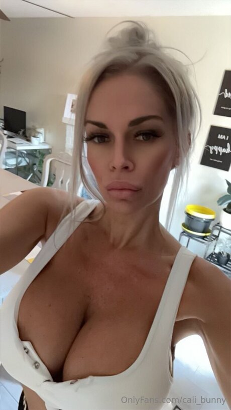 Cali Bunny OnlyFans Bilder