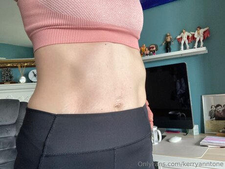 Kerryanntone Nacktbilder von OnlyFans