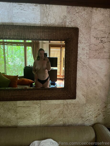 Ceeceerosefree OnlyFans-Fotos