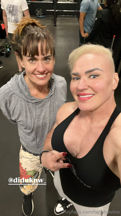 Helletrevino Nacktbilder geleakt OnlyFans