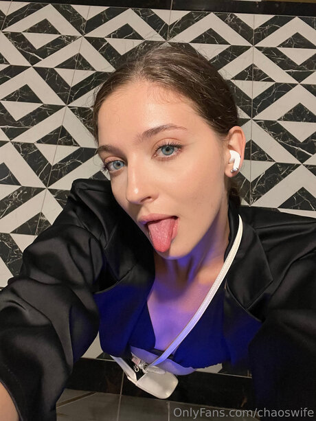 Chaoswife OnlyFans-Bilder