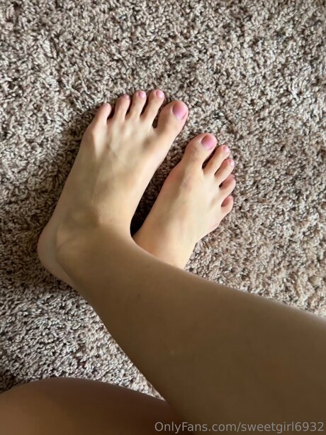 Sweetgirl6932 OnlyFans Nacktfotos