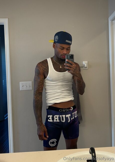 Lotsofyayo NurlyFans-Pornos