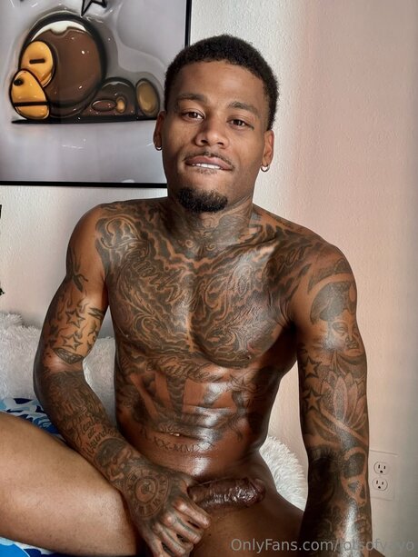 Lotsofyayo OnlyFans Nacktbilder