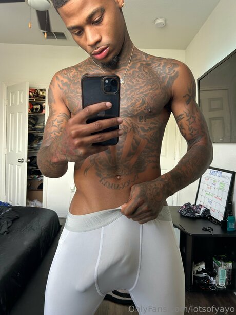 Lotsofyayo OnlyFans Nacktbilder geleakt