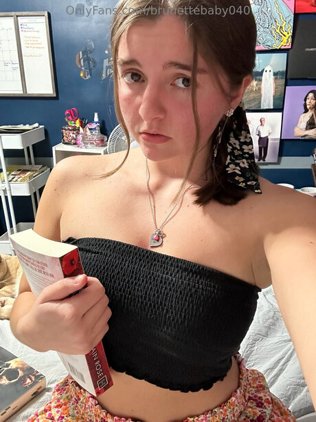 Brunettebaby040 Nacktpornos von OnlyFans geleakt