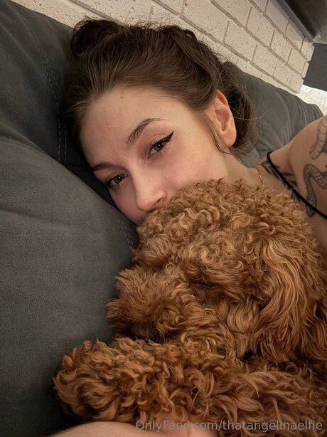 Thatangelinaelfie Nacktbilder geleakt