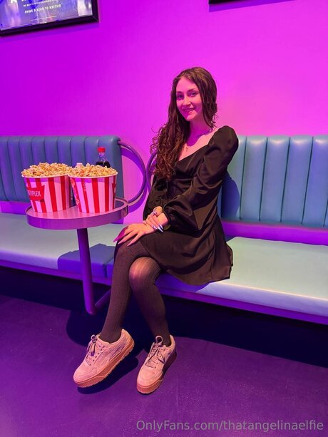 Thatangelinaelfie OnlyFans XXX