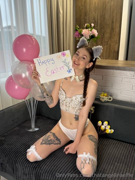 Thatangelinaelfie OnlyFans-Fotos