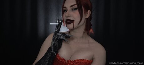 Smoking Maya Nacktpornos von OnlyFans geleakt