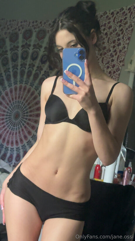 Jane Ossi Geleakte OnlyFans-Inhalte