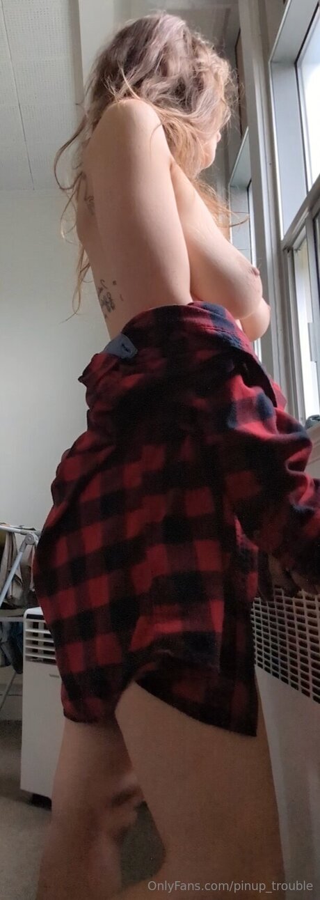 Pinup Trouble OnlyFans Leak Pornografie