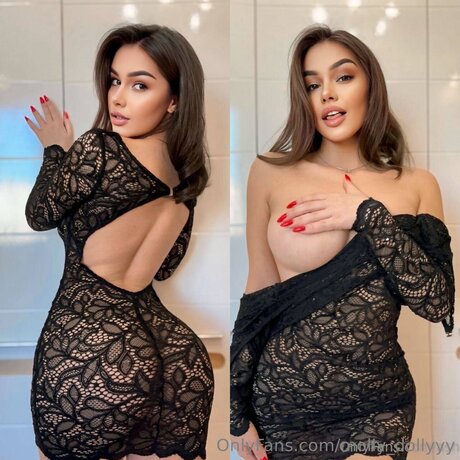 Molly Dollyyy Strip OnlyFans