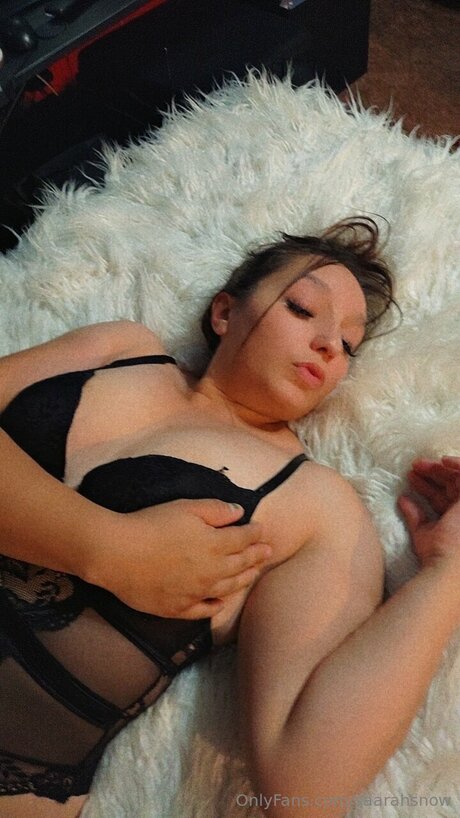 Saarahsnow OnlyFans-Archiv