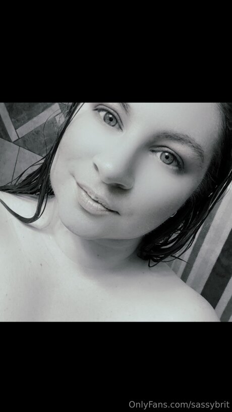 Sassybrit XXX OnlyFans