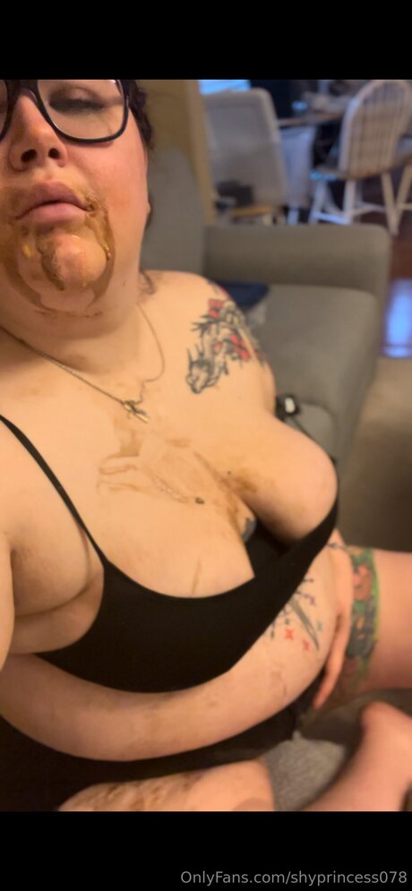 Shyprincess078 OnlyFans Lesbisch