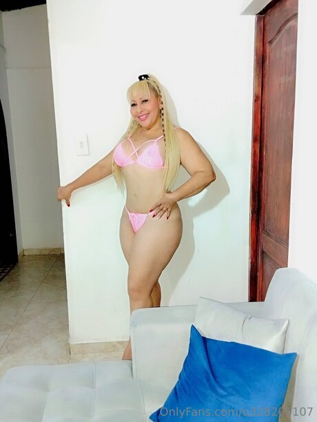 U328205107 OnlyFans Bilder